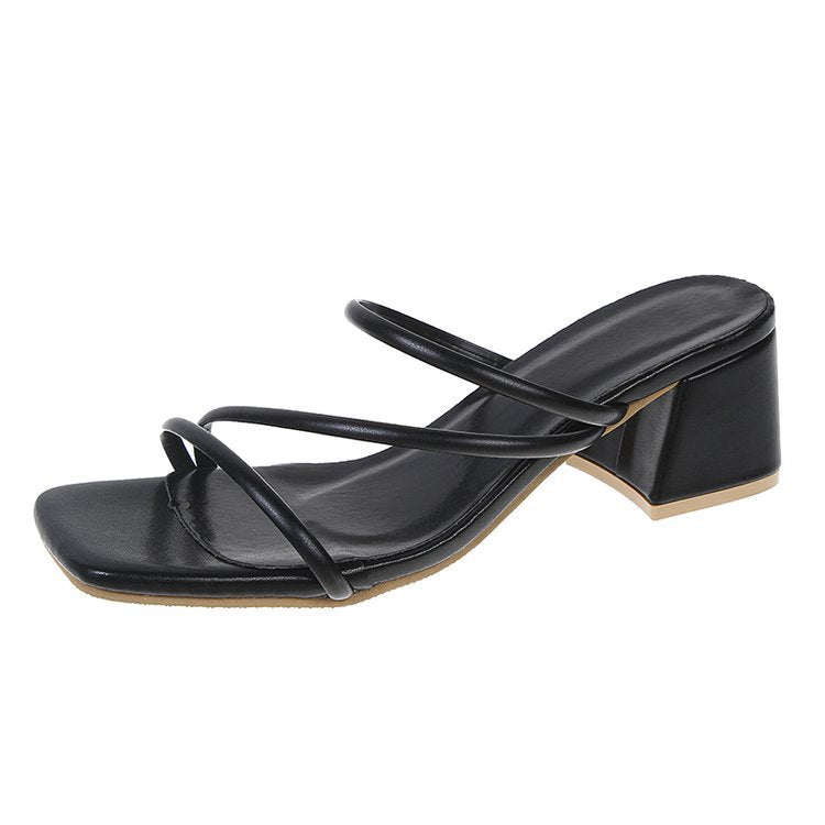 Women's lounge sandals with elegant block heel, size S