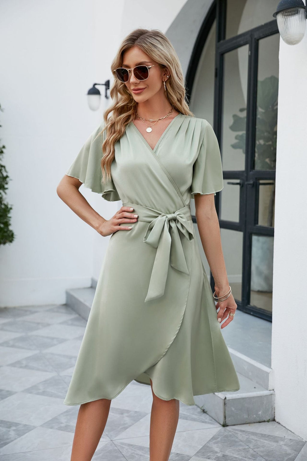Valenzora | Satin V-neck waist-defining bell sleeve sexy dress