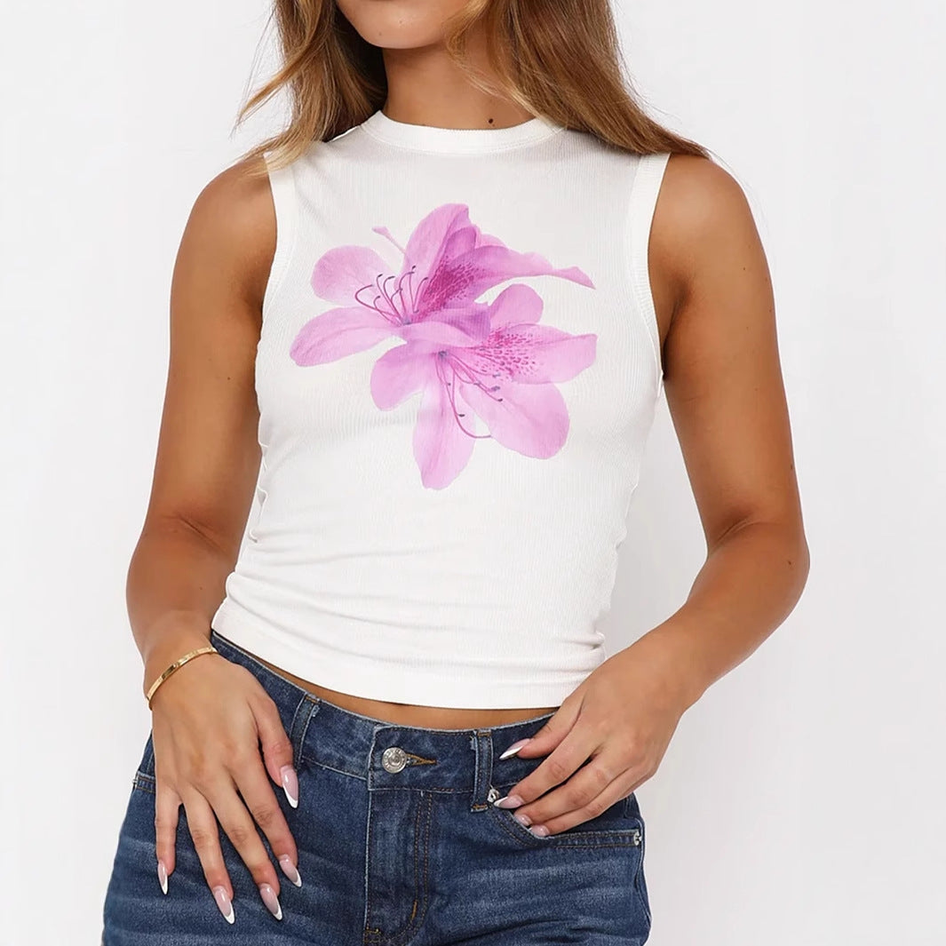 Women's crop top with floral print and figure-hugging cut, size