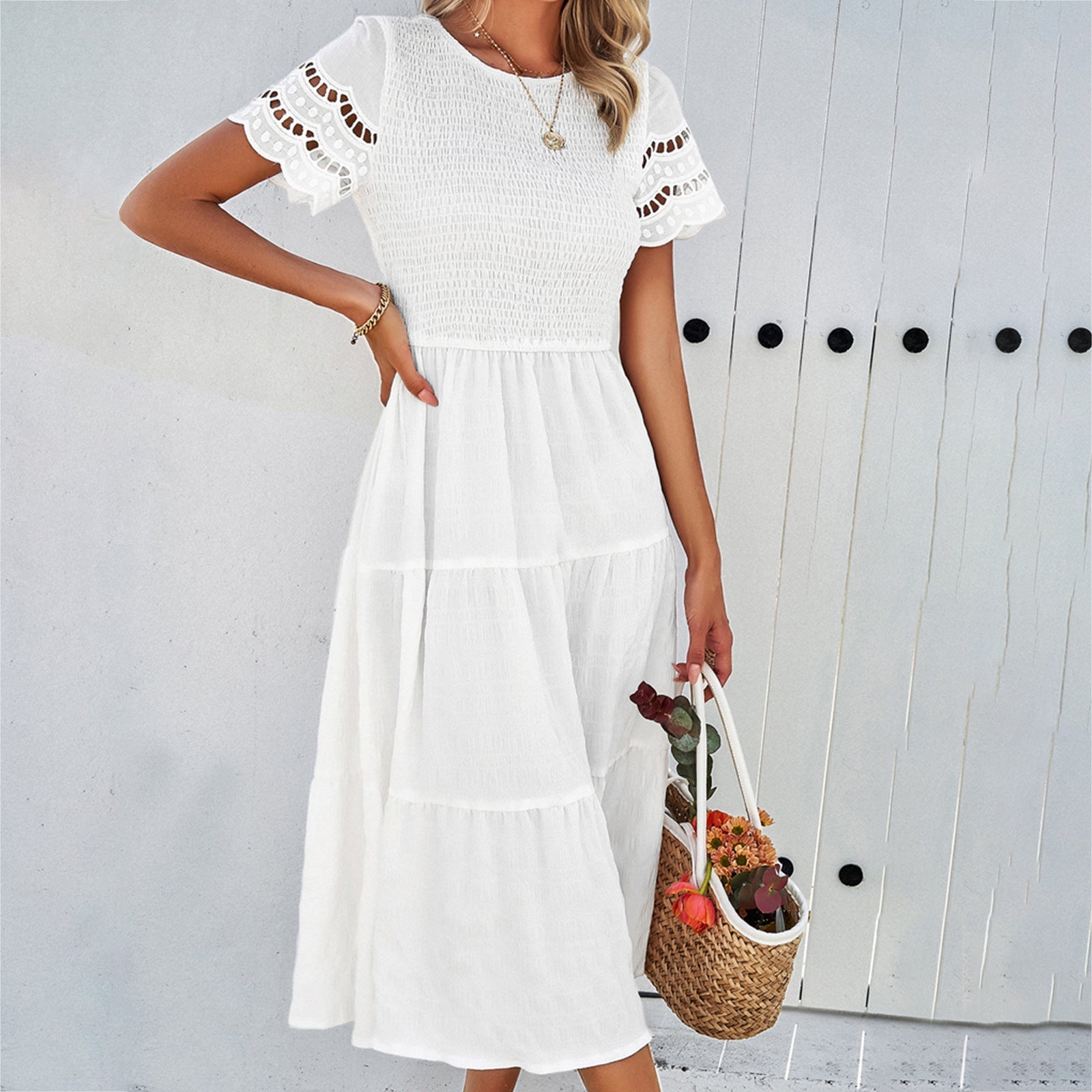 Women's midi dress with puff sleeves and elasticated top, size