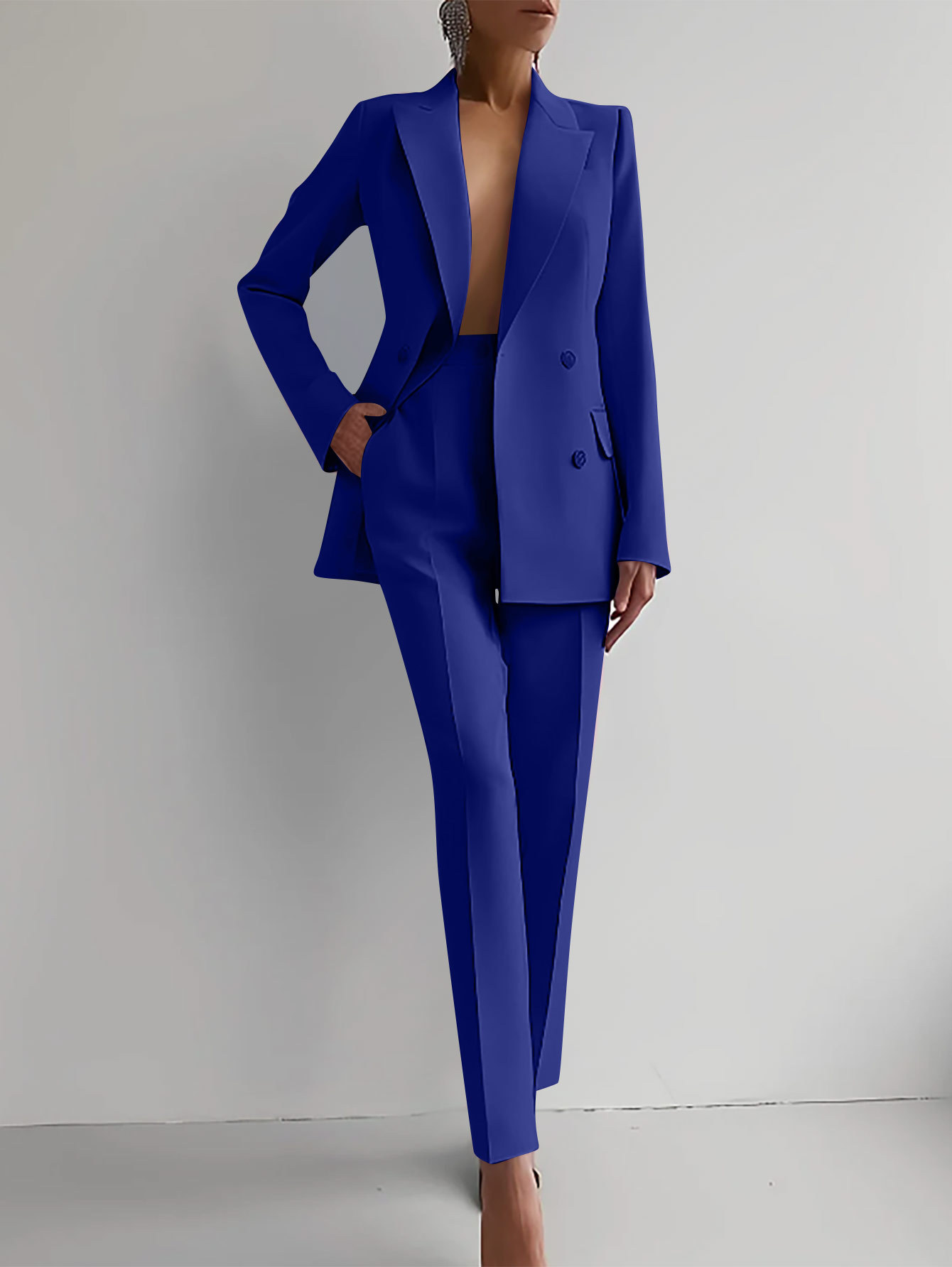 Valenzora | Elegant women's suit