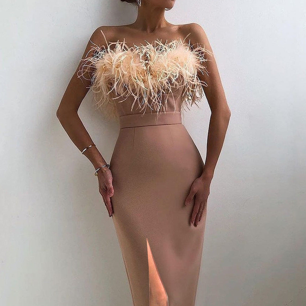 Damen-Abendkleid mit zarter Federapplikation, Größe
