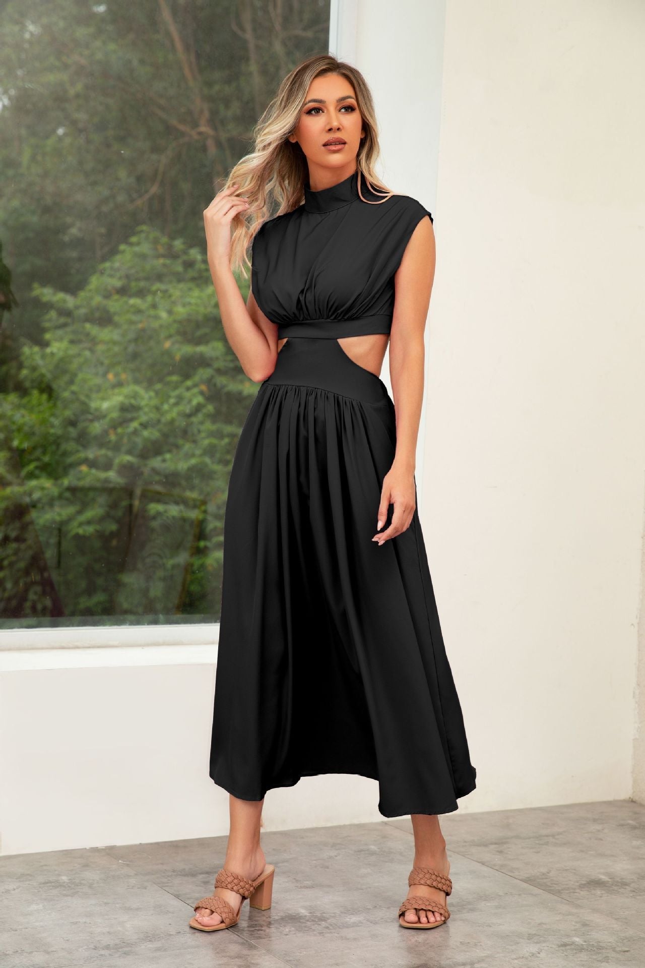 Women's cut-out summer dress with high collar, size