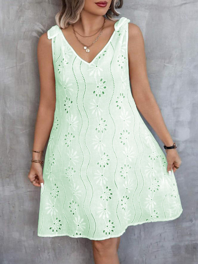 Valenzora | Embroidered Hollow Lace-Up Sleeveless V-Neck Dress