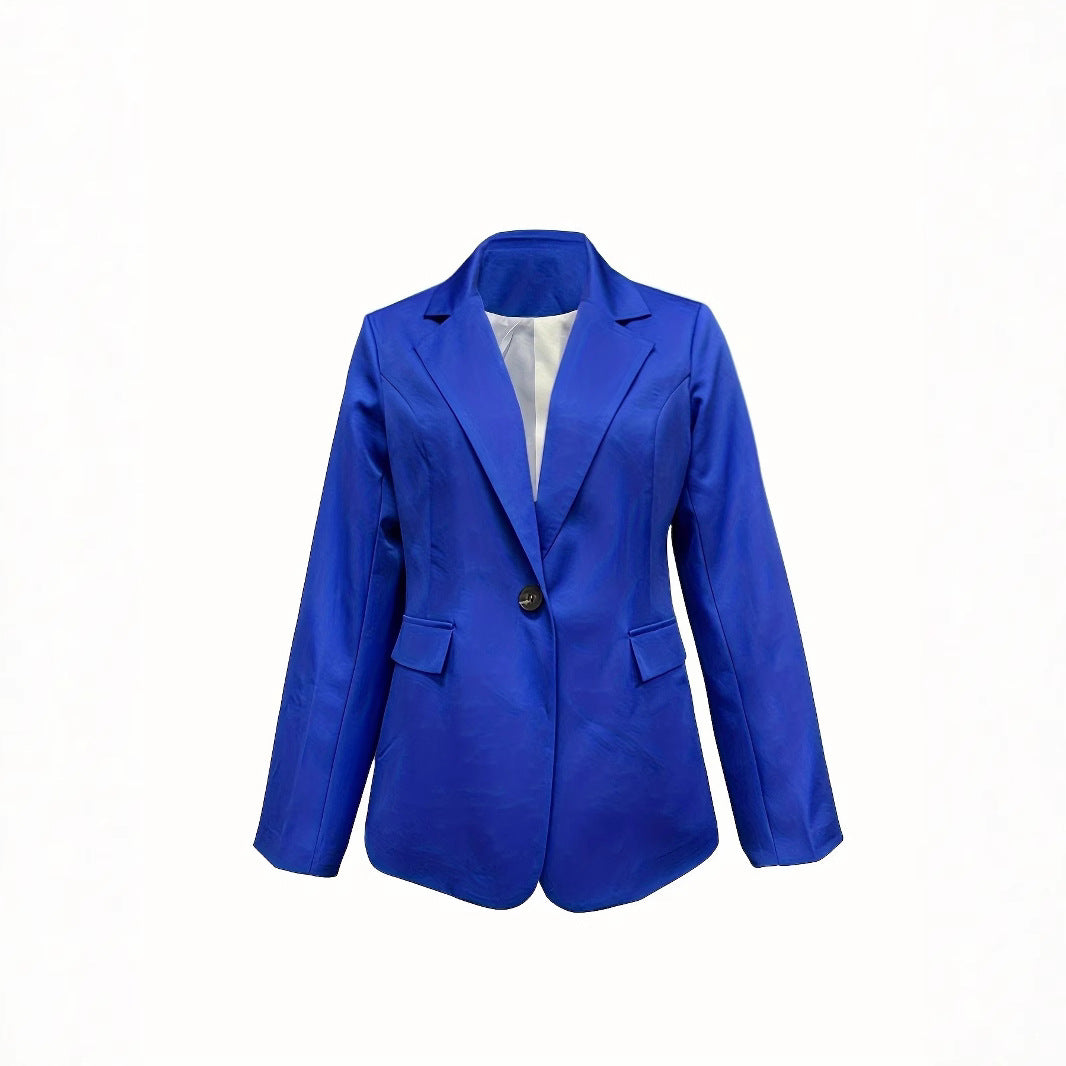 Women's chic blazer with a slim fit and modern pockets, size