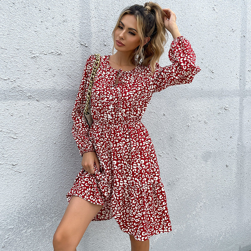 Damen Midi-Kleid mit floralem Animal-Print und eleganter Knopfleiste, Größe