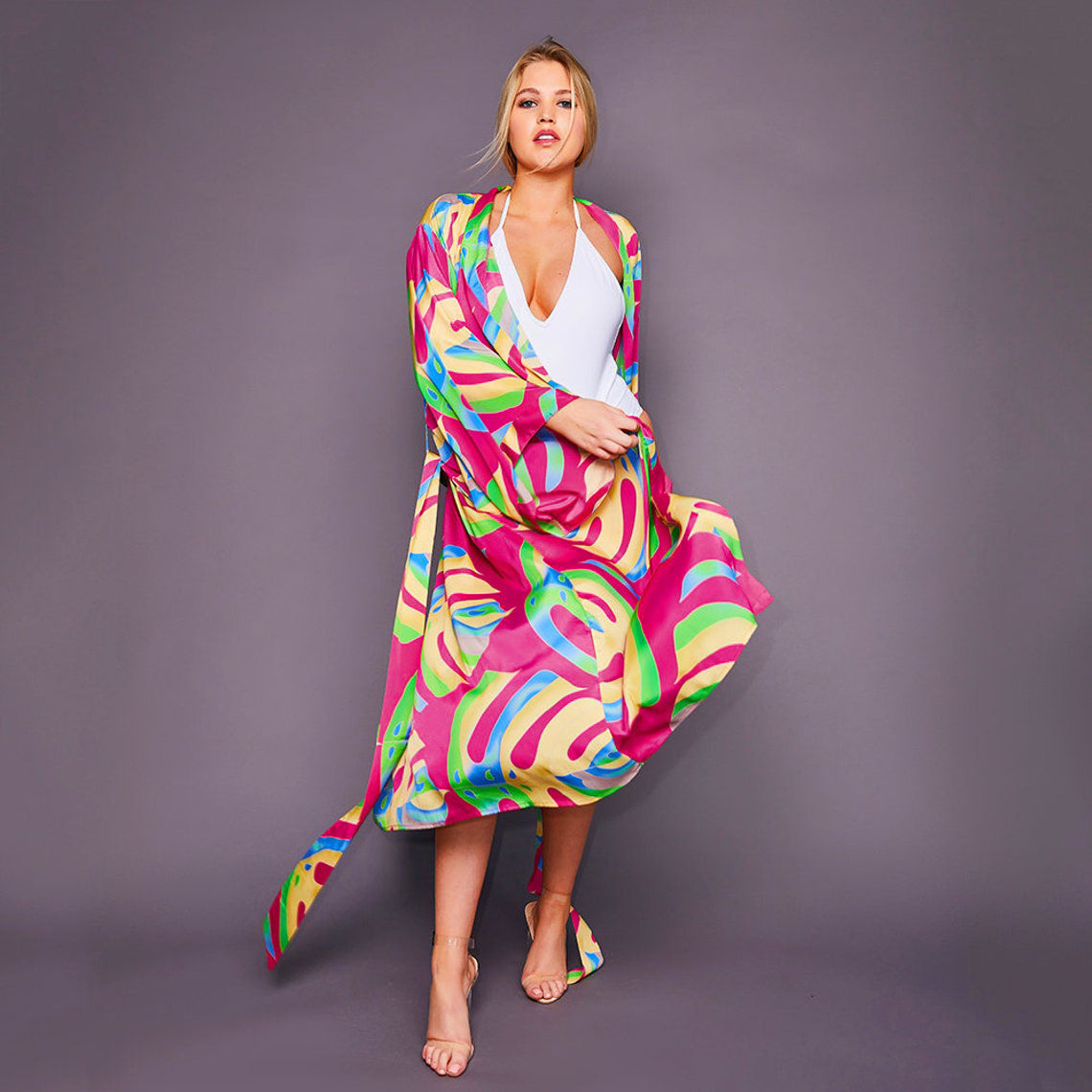 Women's kimono robe with leopard print, size