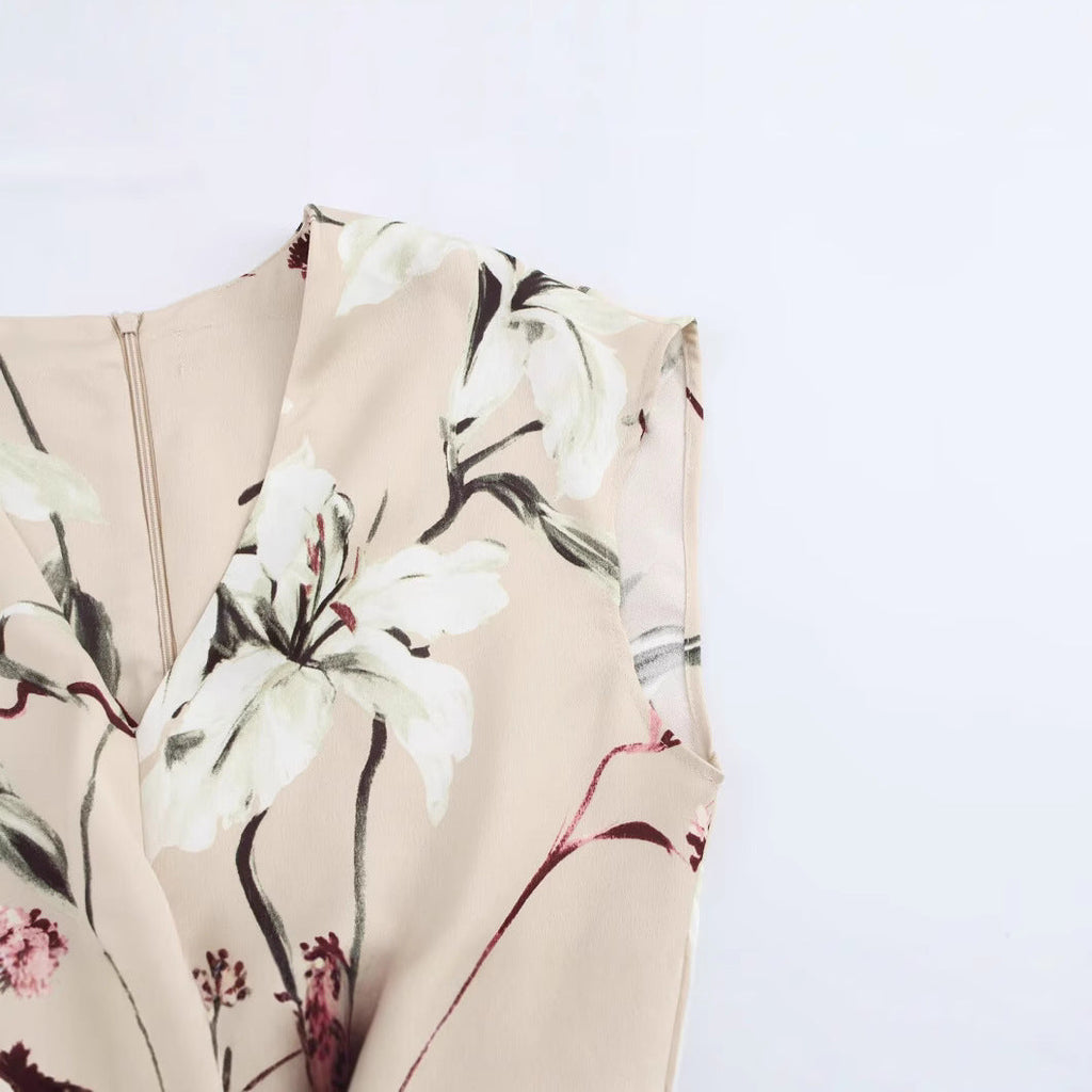 Valenzora | V-neck Textured Floral Print Midi Dress