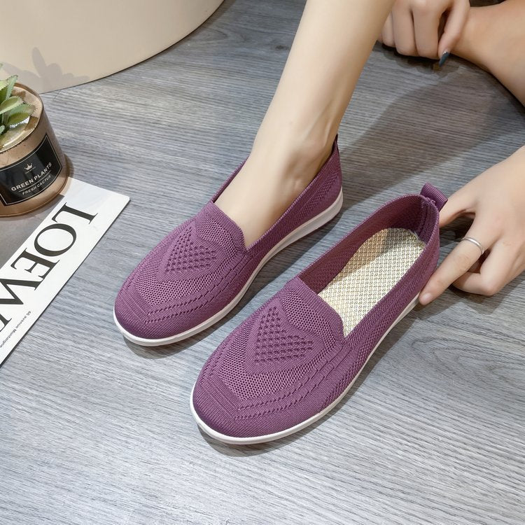 Bequeme Slip-On-Sneaker für Damen mit atmungsaktivem Strickobermaterial, Größe S