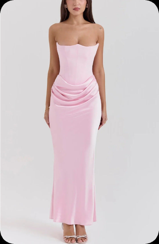 Women's elegant, figure-hugging evening dress with a sophisticated waist detail, size S