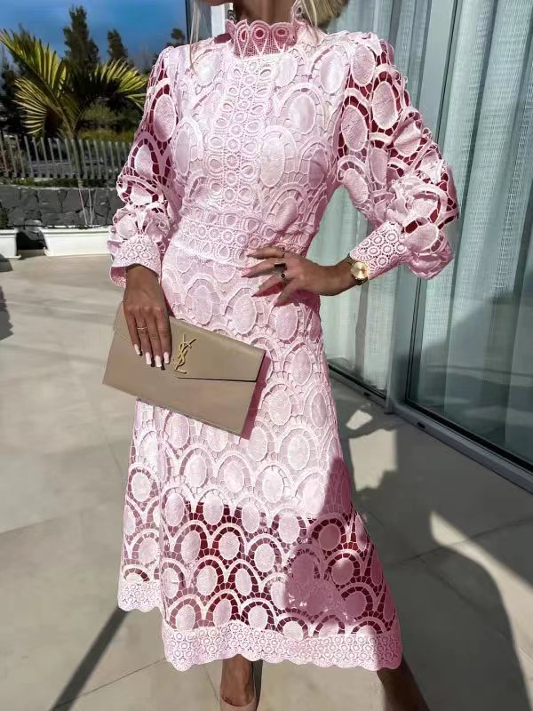 Valenzora | Lace Puff Sleeve Fitted Dress