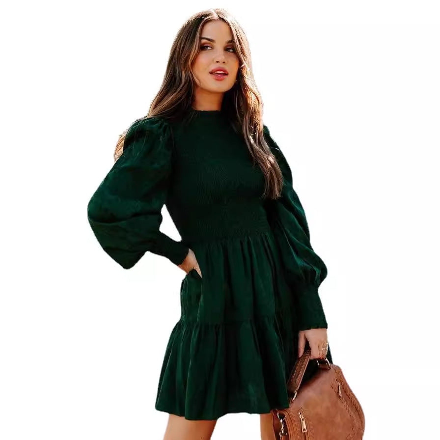 Damen Sommer Minikleid mit Raffung und Puffärmeln, Größe