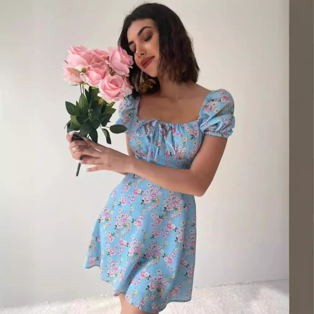 Women's floral print mini dress with puff sleeves, size