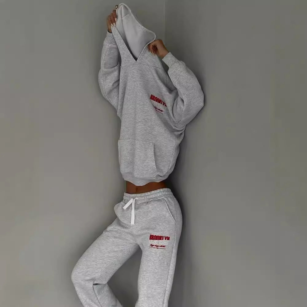 Women's casual fleece hoodie and jogging pants set with practical drawstring and high-quality cotton blend, size [size missing]