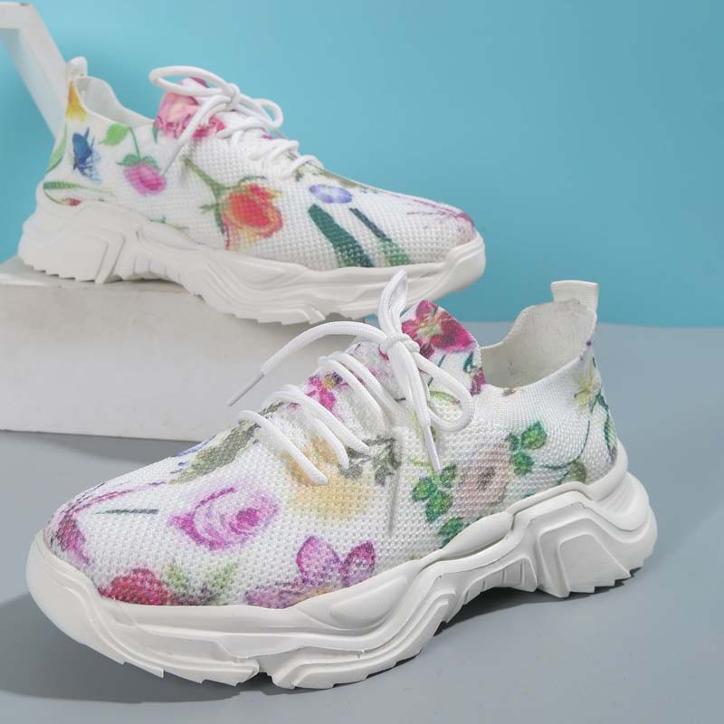 Valenzora | Casual sneakers with floral print