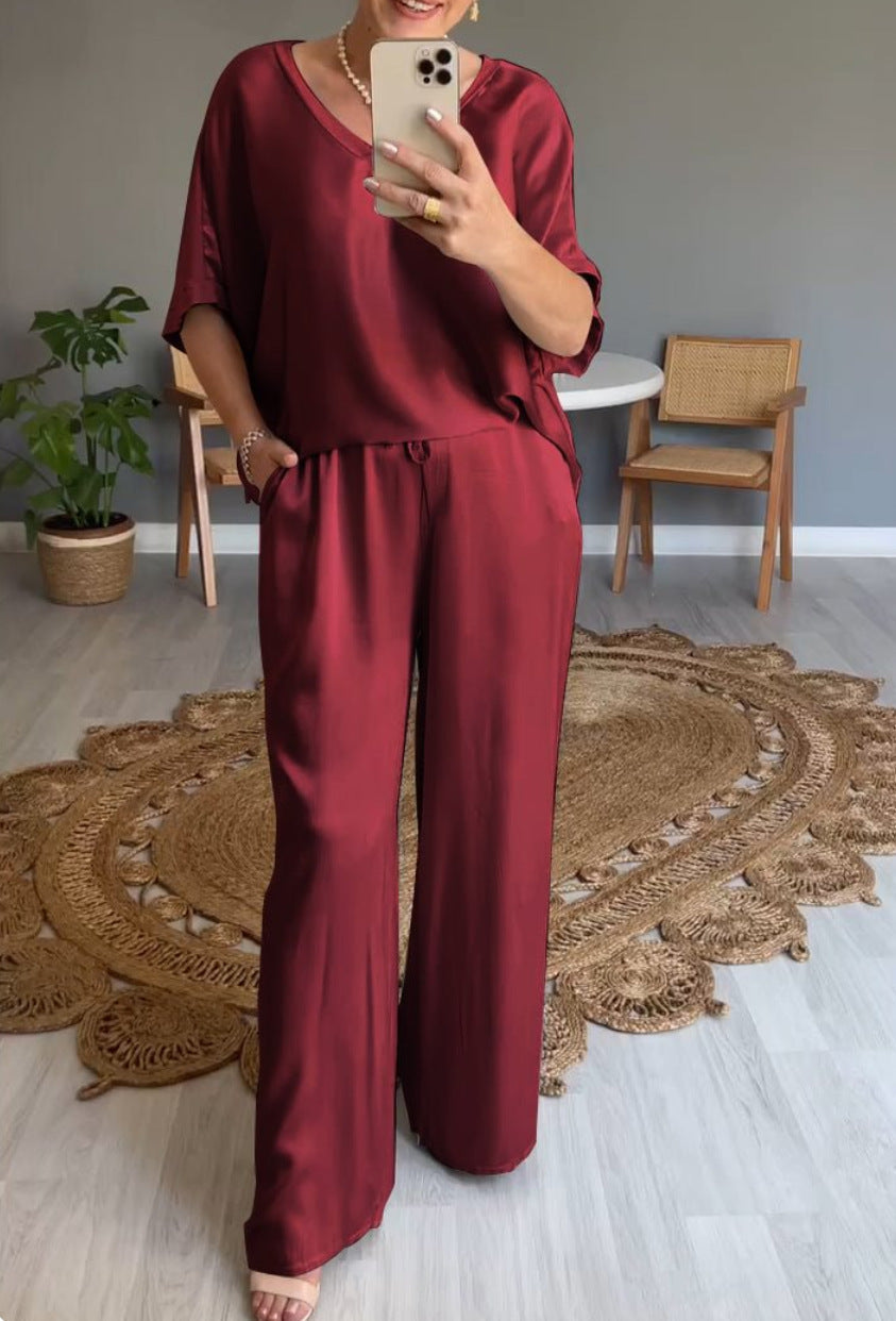 Valenzora | Solid color, silky V-neck casual suit