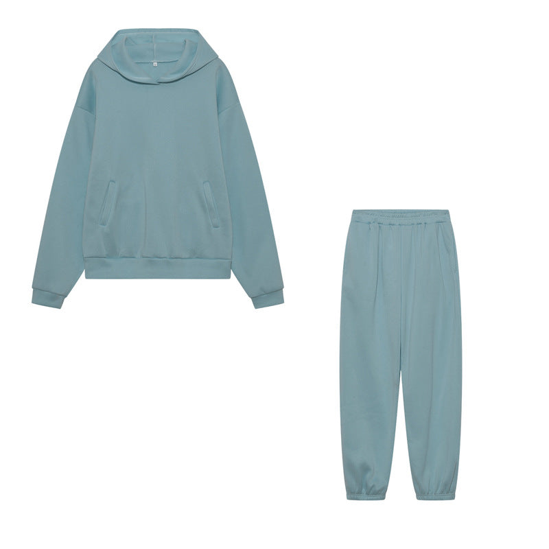 Women's sporty set with hoodie and jogging pants, size
