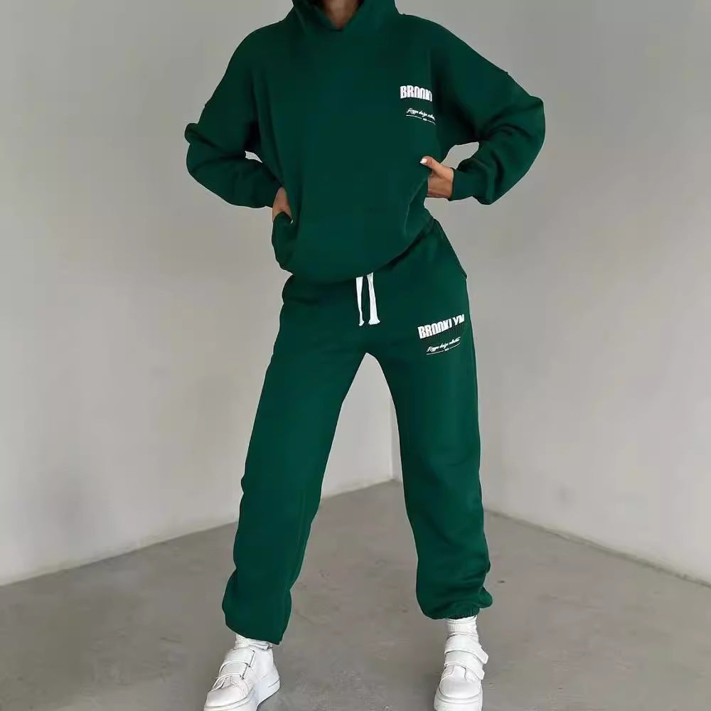Women's casual fleece hoodie and jogging pants set with practical drawstring and high-quality cotton blend, size [size missing]