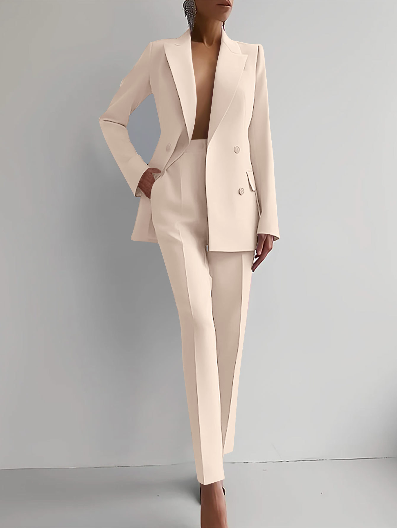 Valenzora | Elegant women's suit