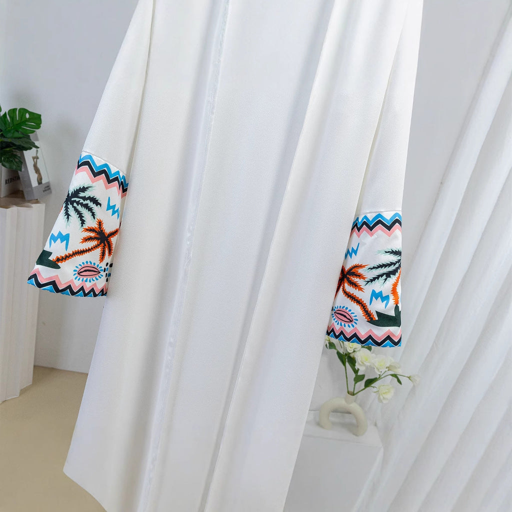 Elegante Kaftan-Robe für Damen mit künstlerisch gestickten Details, Größe