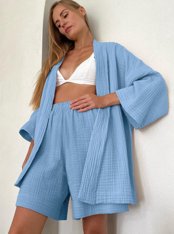 Valenzora Set für Zuhause: Locker sitzender Cardigan und Shorts