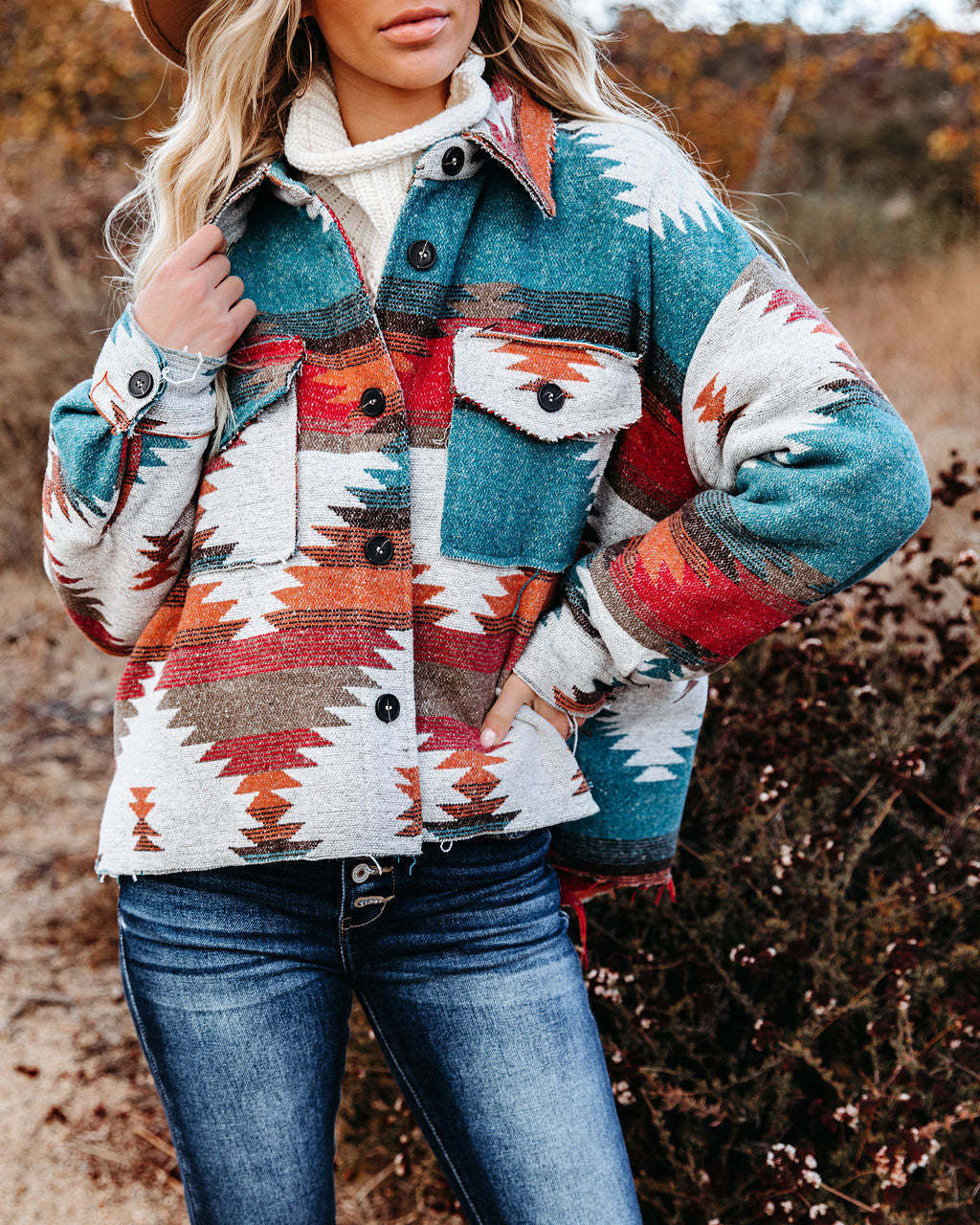 – Woven jacket with printed collar