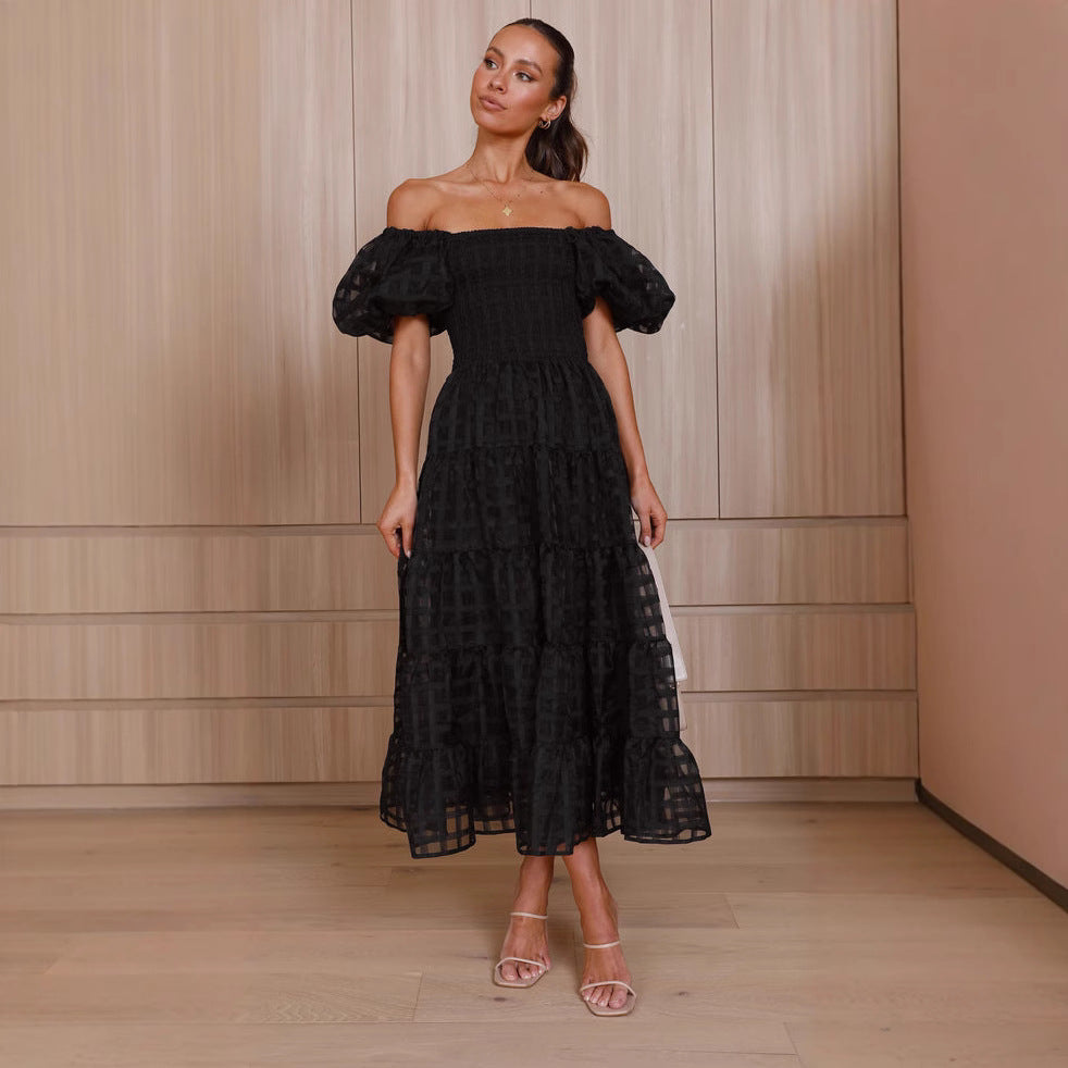 Valenzora | Women's dress with a single neck, lantern sleeves, layered seams