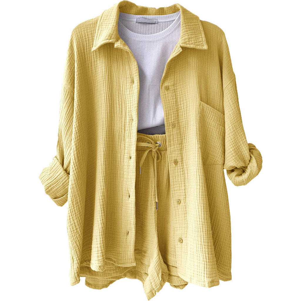 Women's casual summer outfit with modern button placket and elastic waistband, size S
