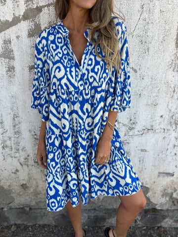 Women's casual beach dress with high side slits and fashionable print pattern, size S