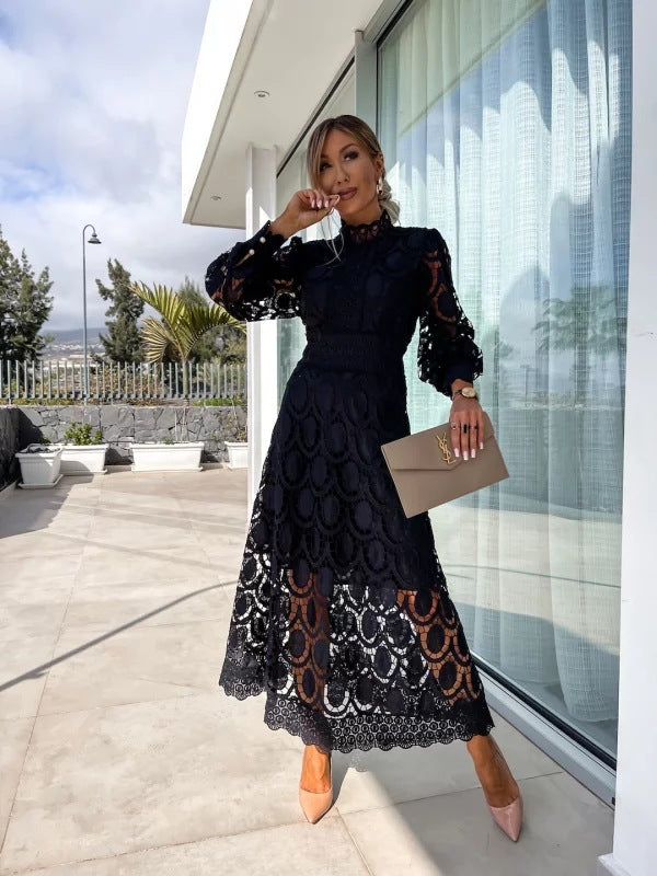 Valenzora | Lace Puff Sleeve Fitted Dress