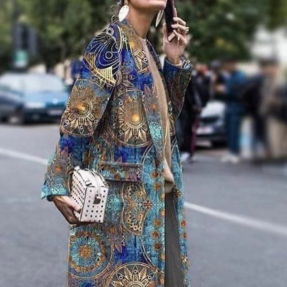 Women's decorative coat with art print and deep collar, size