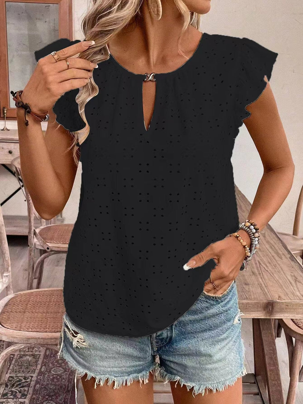 Damenbluse mit Rüschendetails und Lochstickerei, Größe