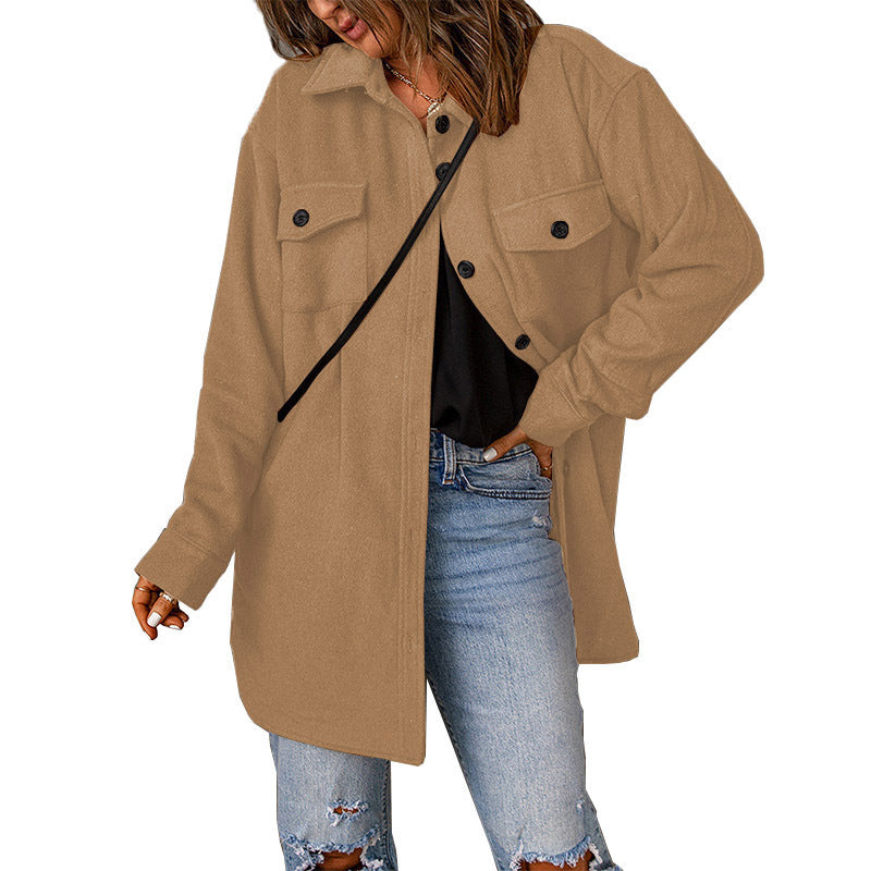 Women's plus-size shirt jacket with pockets and a relaxed fit, size S