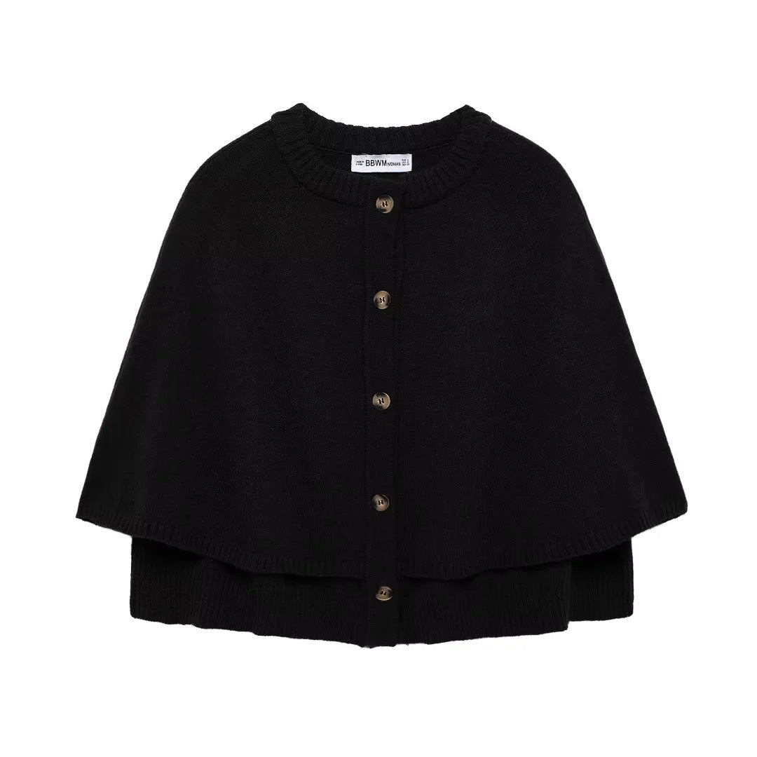 Damen-Cape aus weichem Strick mit Knöpfen, Größe