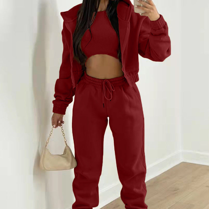 Women's sporty two-piece set with short top and casual jogging pants, size