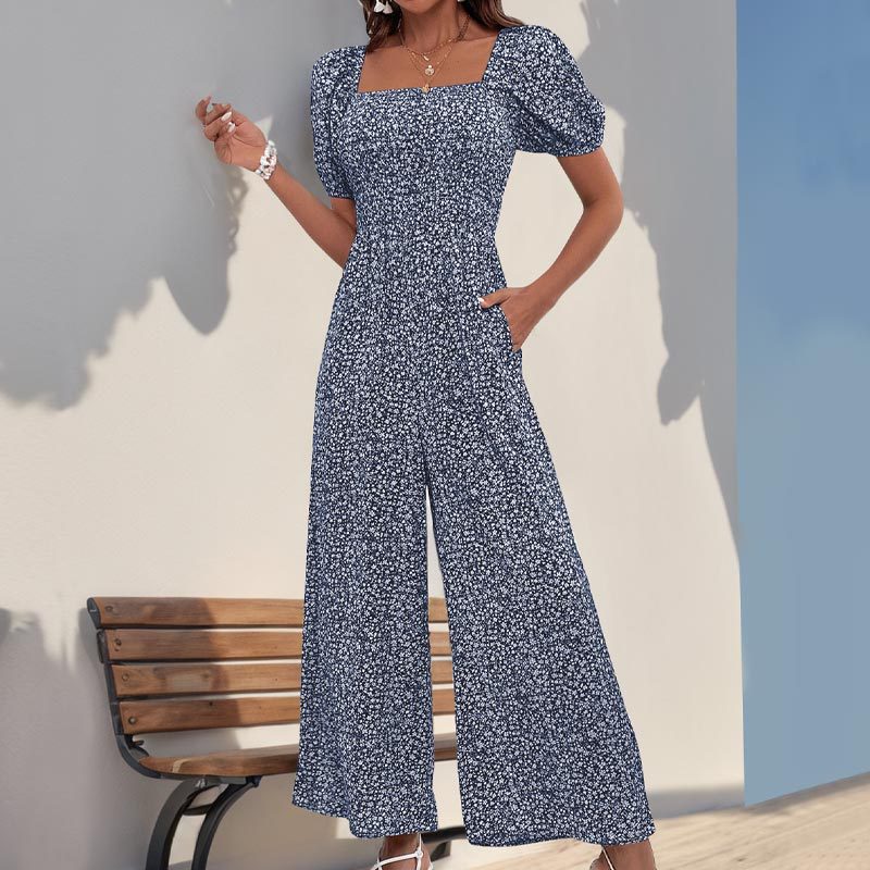 Women's oversized jumpsuit with puff sleeves and elasticated waistband, size