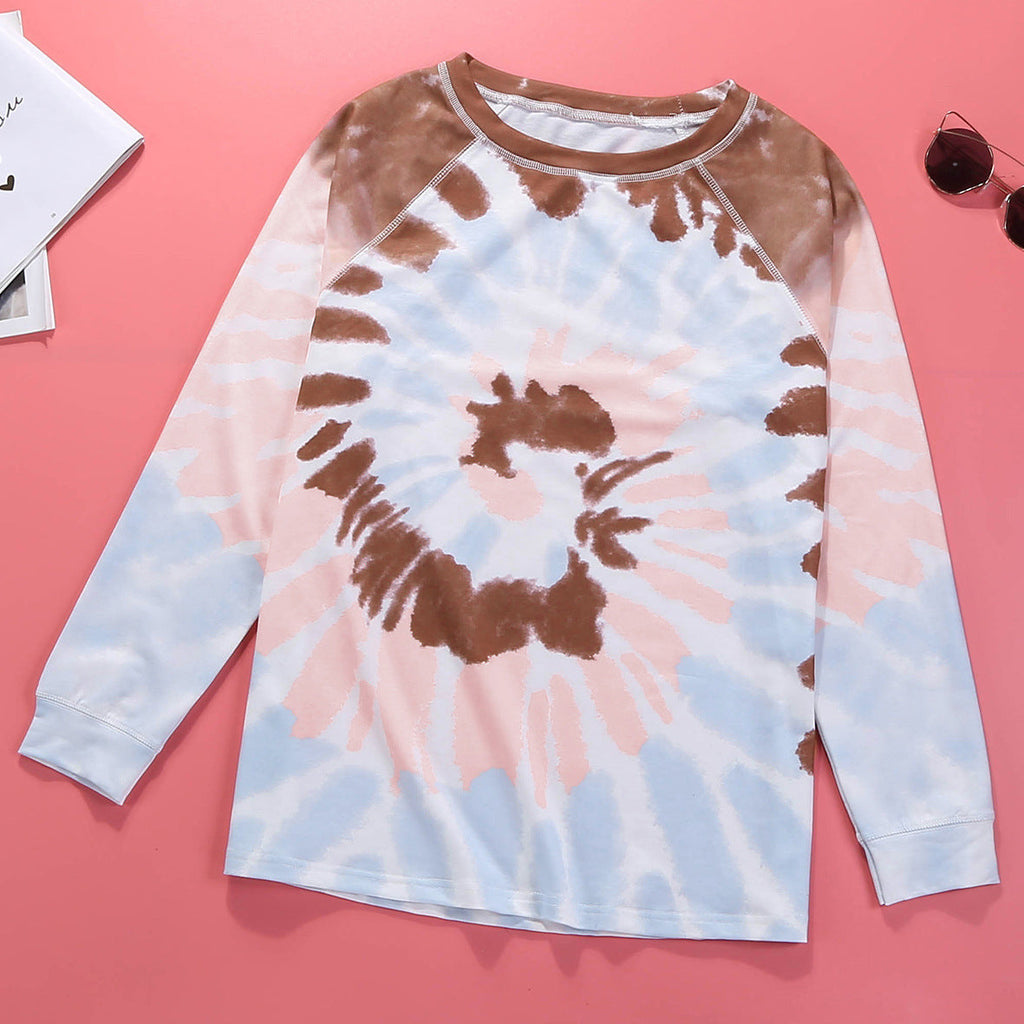 Women's long-sleeved T-shirt with a modern batik pattern and a relaxed fit, size [size missing]