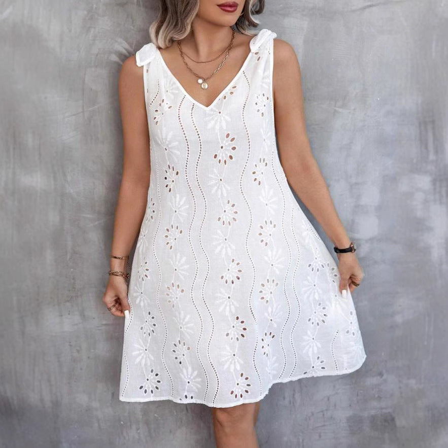 Valenzora | Embroidered Hollow Lace-Up Sleeveless V-Neck Dress