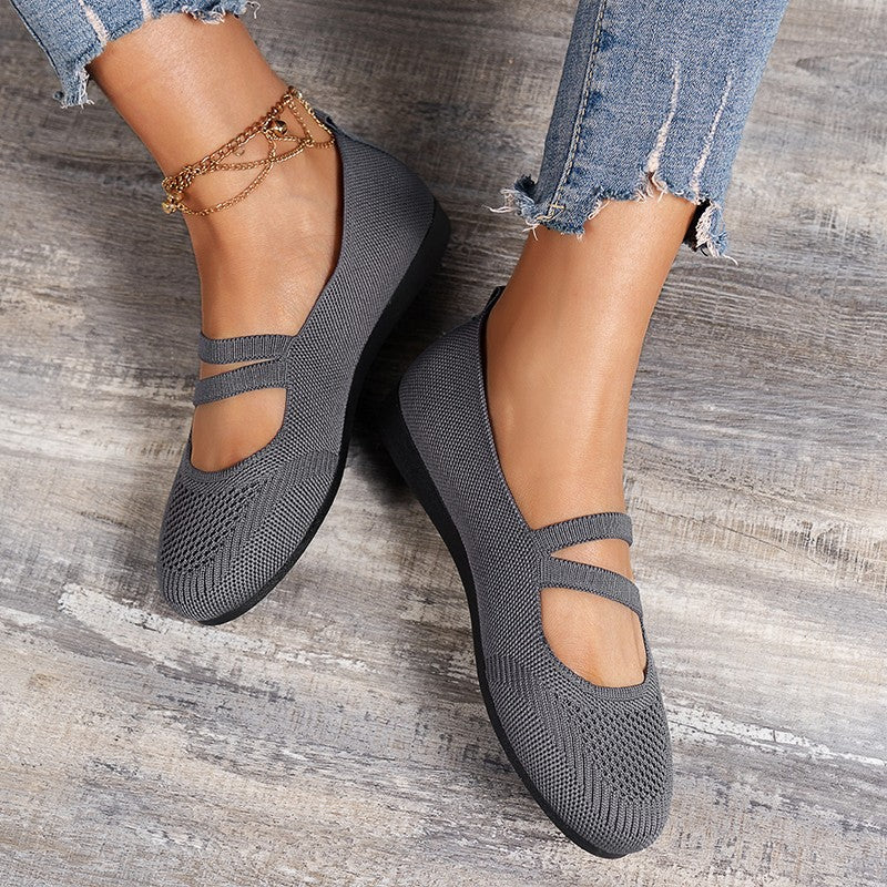 Valenzora | Flat slippers with strap across the instep and flat sole for women