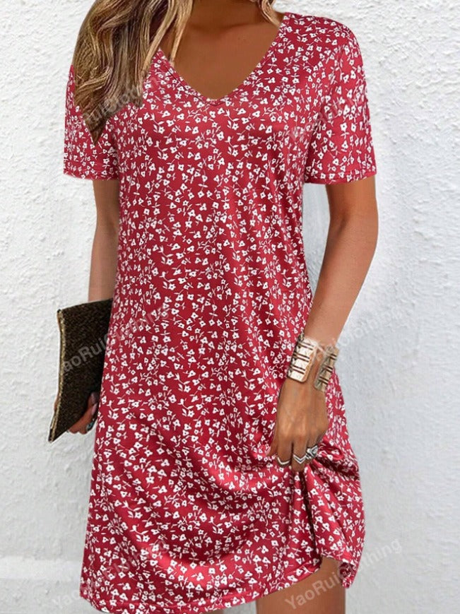Women's short-sleeved dress with floral design and comfortable cut, size [size missing]
