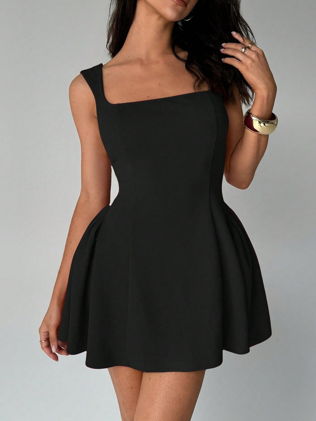 Damen A-Linien-Kleid mit eckigem Ausschnitt und Tellerrock, Größe
