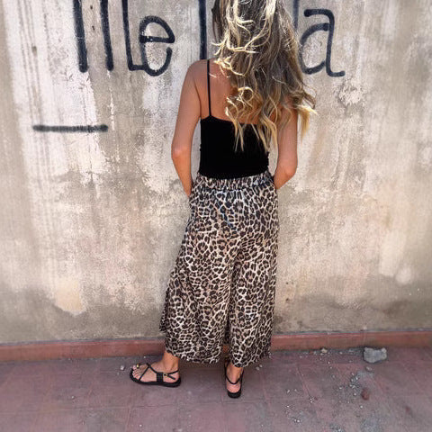 Women's wide-leg palazzo pants with leopard print, size