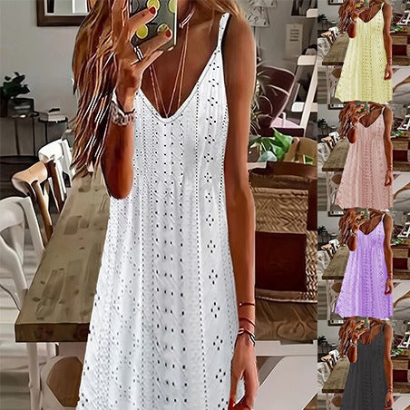Women's airy V-neck dress in a casual style, size S