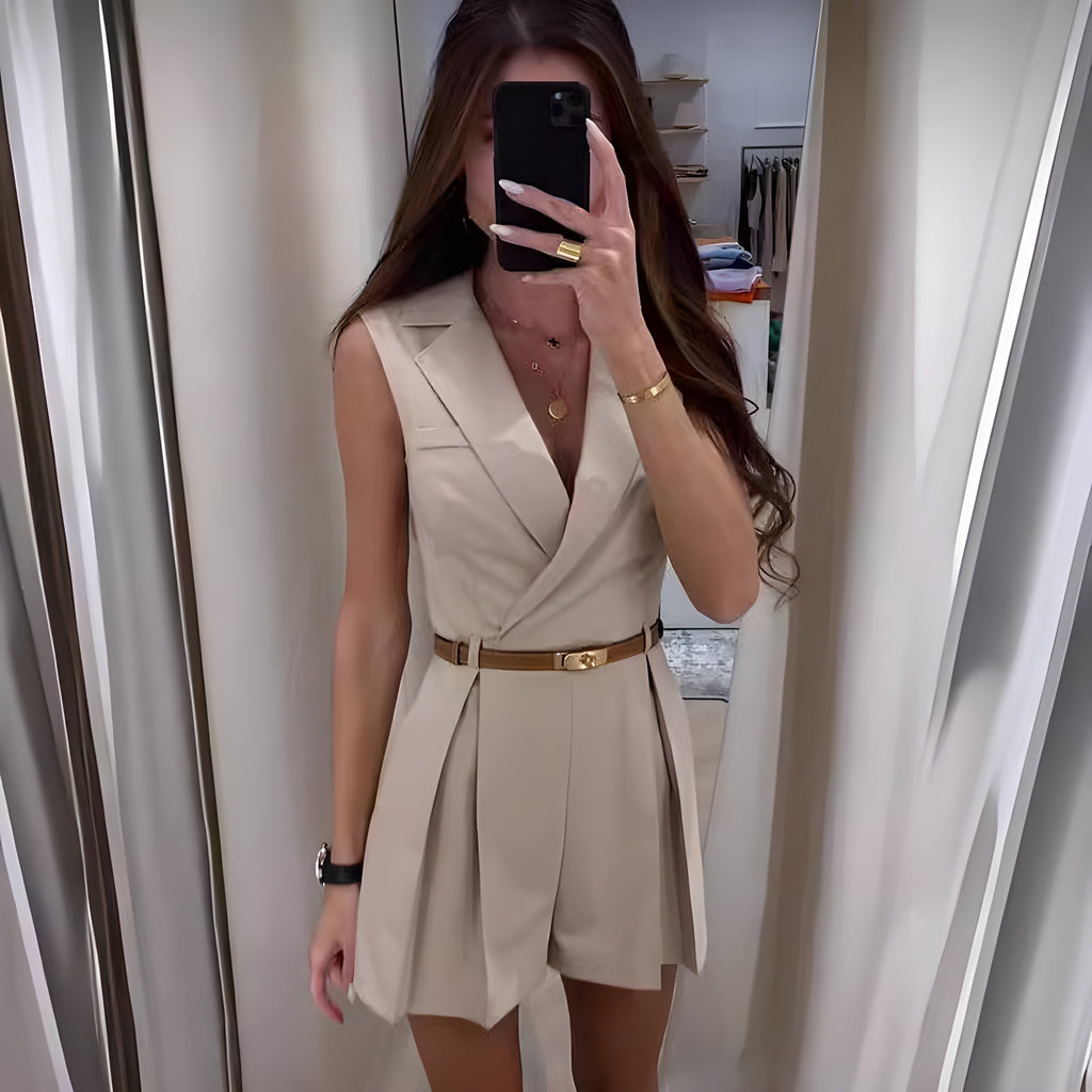 Valenzora | Stylish sleeveless jumpsuit