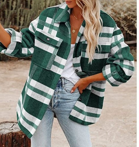 Karierte Damen-Flanelljacke mit entspannter Passform und aufgesetzten Taschen, Größe S