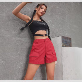Women's cargo shorts with practical side pockets and a comfortable fit, size S
