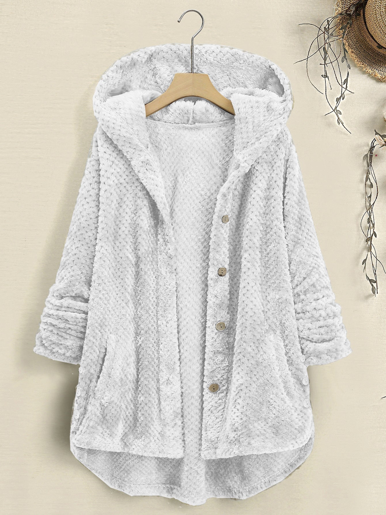 A relaxed sweater from Tiara