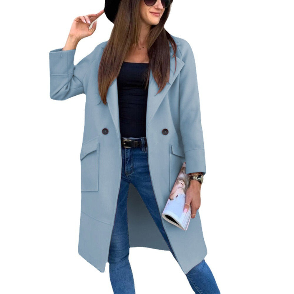 Women's elegant trench coat with double button placket and practical pockets, size