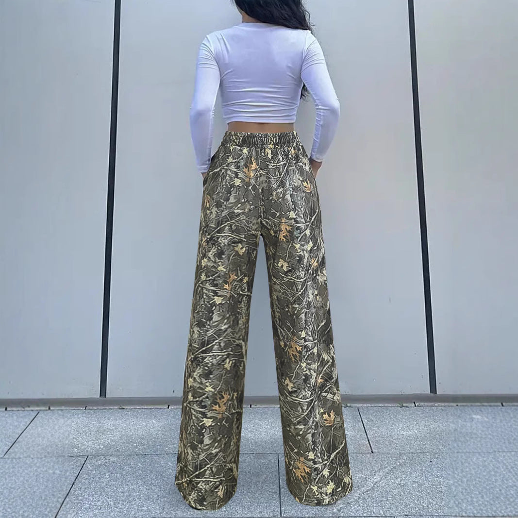 Bequeme Damen-Cargohose im trendigen Camouflage-Design, Größe
