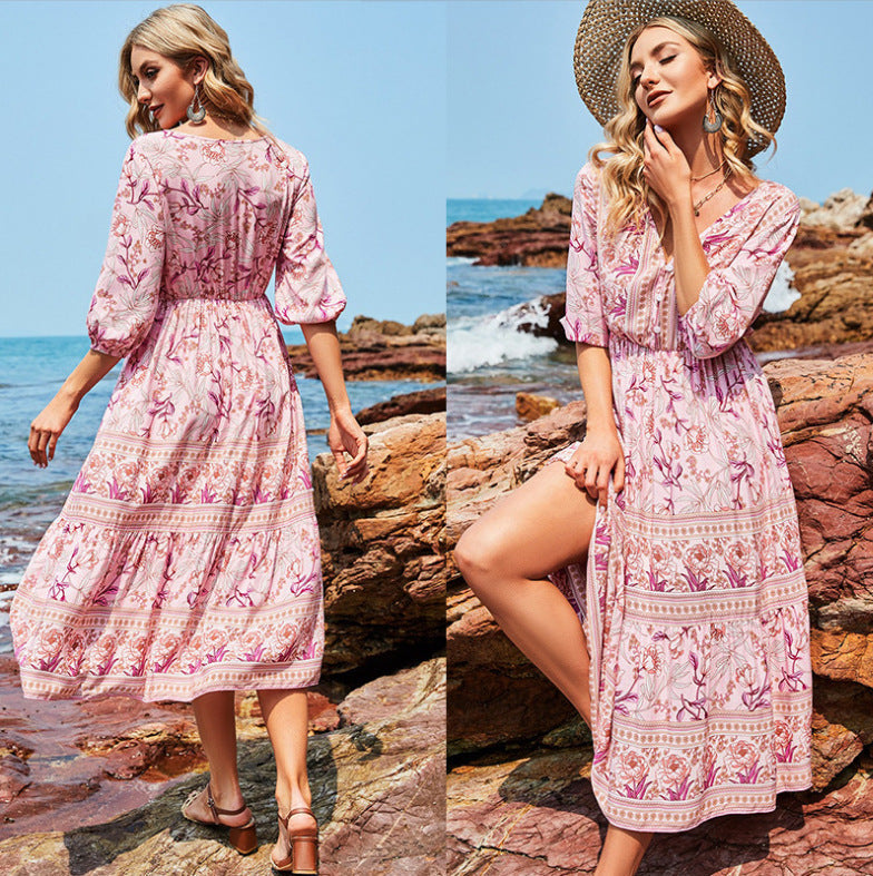 Valenzora | Women's midi dress with V-neck and floral pattern